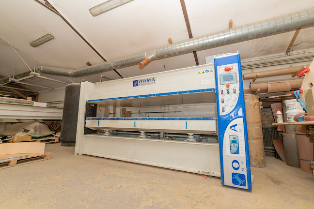 Geobútor - Lapszabászat, bútorkellékek, egyedi bútorgyártás - Bútorbolt