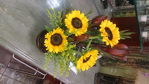 Florist «Ditmars Flower Shop», reviews and photos, 2911 Ditmars Blvd, Queens, NY 11105, USA