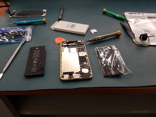 Office Supply Store «Staples», reviews and photos, 203 Towne Center Dr, Compton, CA 90220, USA