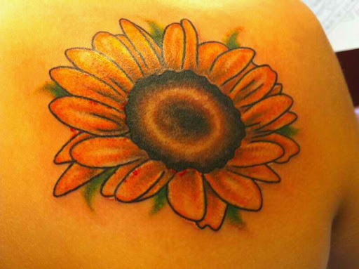 Tattoo Shop «Santa Clarita Tattoo», reviews and photos, 25835 Railroad Ave, Santa Clarita, CA 91350, USA