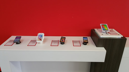 Cell Phone Store «Wireless Advantage - Verizon Wireless Premium Retailer», reviews and photos, 2212 Village Dr, Moody, AL 35004, USA