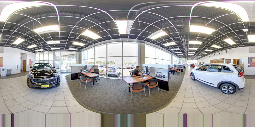 Kia Dealer «Luther Kia of Bloomington», reviews and photos, 1701 American Blvd W, Minneapolis, MN 55431, USA