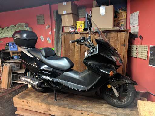 Motor Scooter Dealer «Metro Scooter», reviews and photos, 3716 Montgomery Rd, Cincinnati, OH 45207, USA