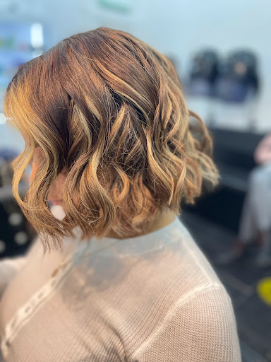 Beauty Salon «Reflections Beauty Salon Dominican», reviews and photos, 50 Malcolm X Blvd, Brooklyn, NY 11221, USA