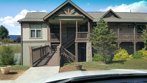 Resort «RedTail Mountain Resort», reviews and photos