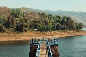 Vazhani Dam View Point image