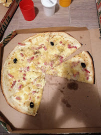Plats et boissons du Pizzas à emporter PIZZA PEYROLLES - CHEZ PATRICK à Peyrolles-en-Provence - n°1