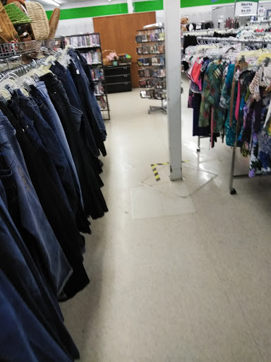 Thrift Store «Goodwill Store & Donation Center», reviews and photos, 1487 W Street Rd, Warminster, PA 18974, USA