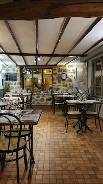 Atmosphère du Restaurant La Chaumière à Mouroux - n°10