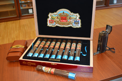 Tobacco Shop «Total Tobacco & More», reviews and photos, 85 Andover St, Danvers, MA 01923, USA