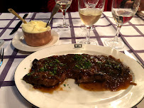 Steak du Restaurant français Auberge Pyrénées Cévennes à Paris - n°5