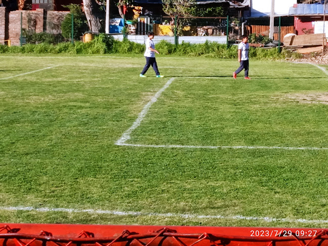 Opiniones de Cancha de Fútbol de Las Vertientes en San José de Maipo - Campo de fútbol