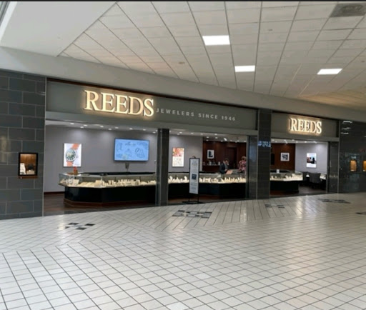 Jeweler «REEDS Jewelers», reviews and photos, 17301 Valley Mall Rd, Hagerstown, MD 21740, USA