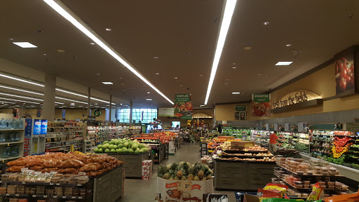 Grocery Store «Safeway», reviews and photos, 1550 N Pacific Hwy, Woodburn, OR 97071, USA