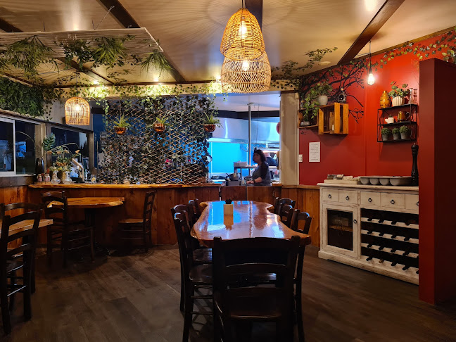 Comments and reviews of The Pioneer Bar & Restaurant