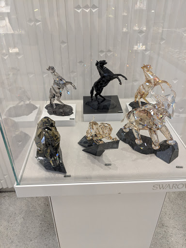 Jewelry Store «Swarovski», reviews and photos, 734 Lincoln Rd, Miami Beach, FL 33139, USA