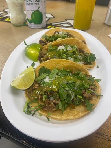 Mexican Grocery Store «El Paso Tacqueria and Latin Market», reviews and photos, 601 Hollywood Blvd, Iowa City, IA 52240, USA