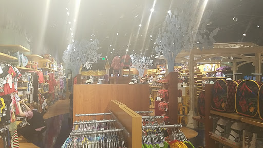 Toy Store «Disney Store», reviews and photos, 587 E Shaw Ave, Fresno, CA 93710, USA