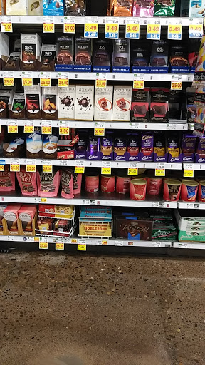 Grocery Store «Fred Meyer», reviews and photos, 2500 Santiam Hwy SE, Albany, OR 97322, USA