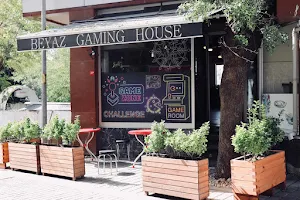 Beyaz Gaming House image