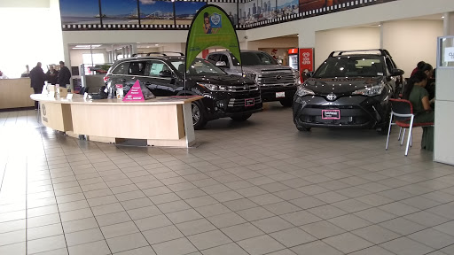 Toyota Dealer «AutoNation Toyota Cerritos», reviews and photos, 18700 Studebaker Rd, Cerritos, CA 90703, USA