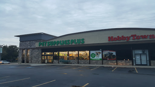 Pet Supplies Plus