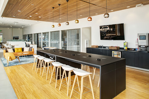 Car Dealer «Sandberg Northwest Volvo», reviews and photos, 17025 WA-99, Lynnwood, WA 98037, USA