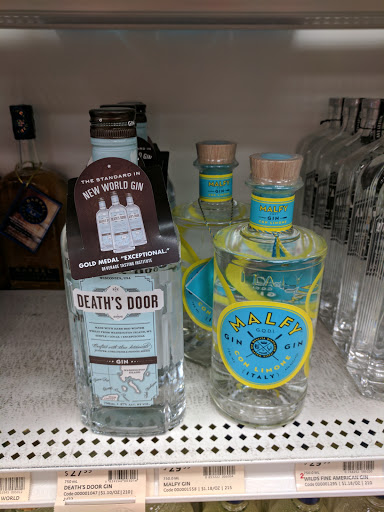 State Liquor Store «Fine Wine & Good Spirits Premium Collection», reviews and photos, 3718 Easton-Nazareth Hwy, Easton, PA 18045, USA