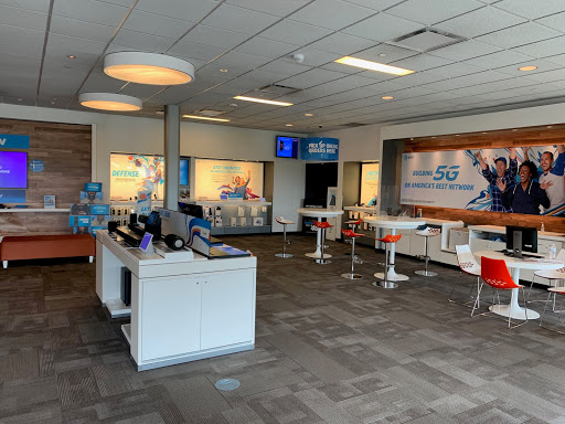 Cell Phone Store «AT&T», reviews and photos, 5527 S Williamson Blvd, Port Orange, FL 32128, USA