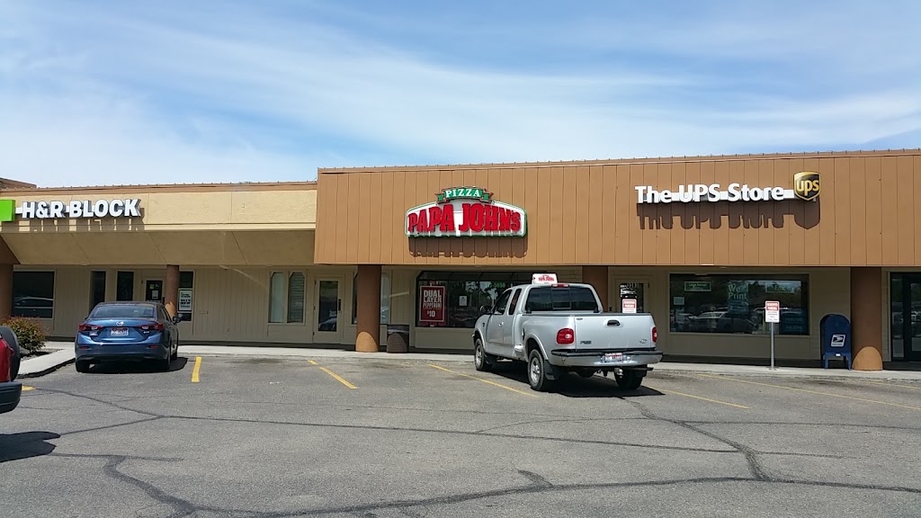 Papa Johns Pizza 83713