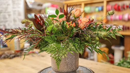 Florist «Lincoln Florist and Gifts», reviews and photos, 509 Lincoln Blvd, Lincoln, CA 95648, USA