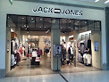 JACK & JONES