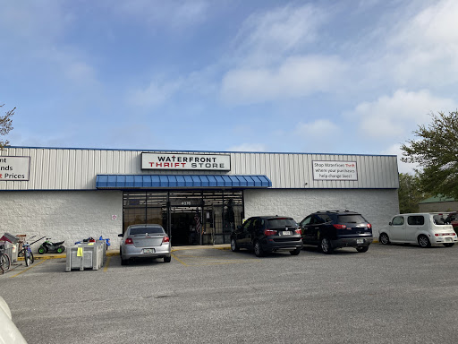 Thrift Store «Waterfront Rescue Mission Thrift Store», reviews and photos, 4376 Gulf Breeze Pkwy, Gulf Breeze, FL 32563, USA