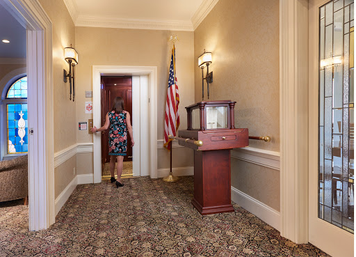 Funeral Home «Phaneuf Funeral Homes & Crematorium», reviews and photos, 243 Hanover St, Manchester, NH 03104, USA