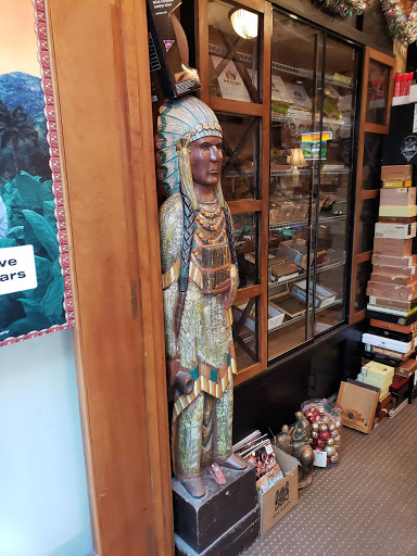 Cigar Shop «Oxmoor Smoke Shoppe», reviews and photos, 7900 Shelbyville Rd, Louisville, KY 40222, USA