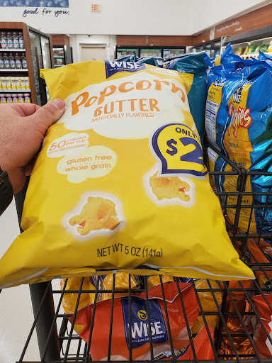 Grocery Store «Lowes Foods on Pine Grove Drive», reviews and photos, 805 Pine Grove Dr, Wilmington, NC 28403, USA