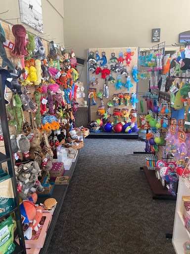 Pet Supply Store «The Natural Pet Enrichment Center», reviews and photos, 6720 Royalton Rd, North Royalton, OH 44133, USA