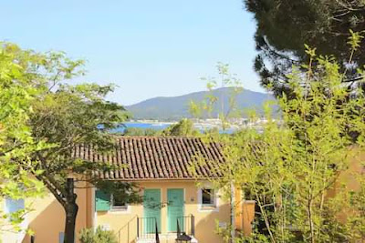 CHEZ ADRIANA à Grimaud
