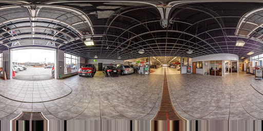 Nissan Dealer «John Amato Nissan», reviews and photos, 5200 N Port Washington Rd, Glendale, WI 53217, USA