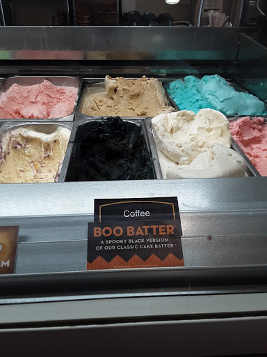 Ice Cream Shop «Cold Stone Creamery», reviews and photos, 7971 N Blackstone Ave, Fresno, CA 93720, USA