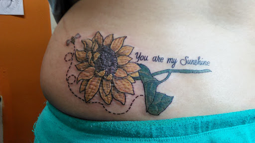 Tattoo Shop «Art & Soul Tattoo», reviews and photos, 6021 S Westnedge Ave, Portage, MI 49002, USA