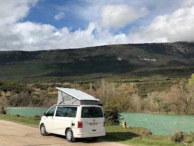Van-Away Bordeaux - Location de vans aménagés à Saint-Médard-en-Jalles