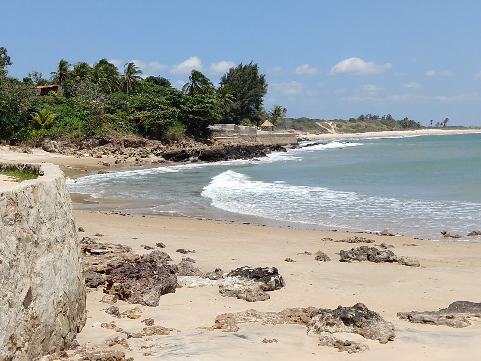 Fotografie cu Praia da Pedra do Meio - locul popular printre cunoscătorii de relaxare