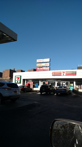 Convenience Store «7-Eleven», reviews and photos, 99-49 Horace Harding Expy, Corona, NY 11368, USA