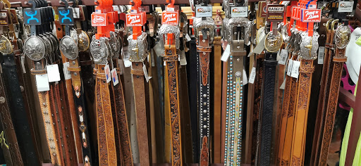 Tack Shop «R Bar B Saddle Tack & Trailer», reviews and photos, 3256 NE 39th St, Topeka, KS 66617, USA