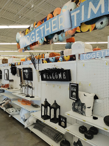 Fabric Store «Jo-Ann Fabrics and Crafts», reviews and photos, 6930 W Kellogg Dr, Wichita, KS 67209, USA