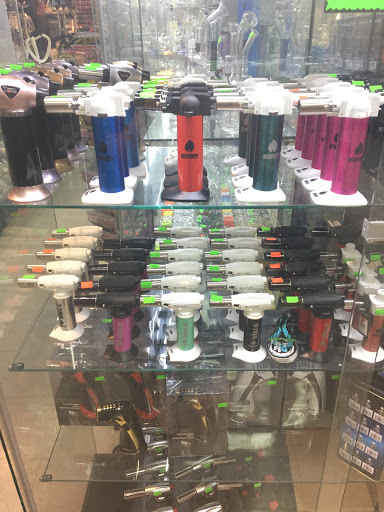 Tobacco Shop «Sky High Smoke Shop», reviews and photos, 33 W Southern Ave, Tempe, AZ 85282, USA