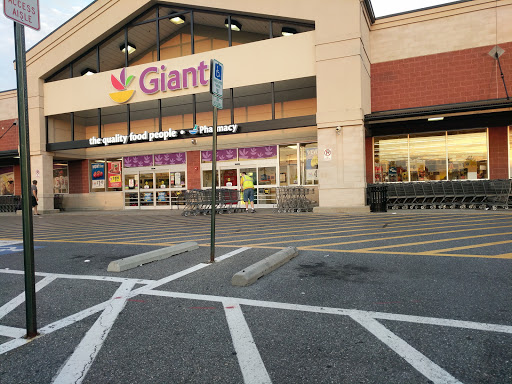 Grocery Store «Giant Food», reviews and photos, 8905 Belair Rd, Nottingham, MD 21236, USA