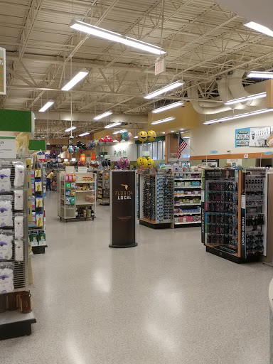 Supermarket «Publix Super Market at Crosscreek Village», reviews and photos, 3372 Canoe Creek Rd, St Cloud, FL 34772, USA