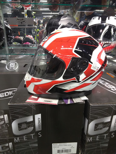 Motorcycle Parts Store «Cycle Gear», reviews and photos, 8930 SE Stark St, Portland, OR 97216, USA